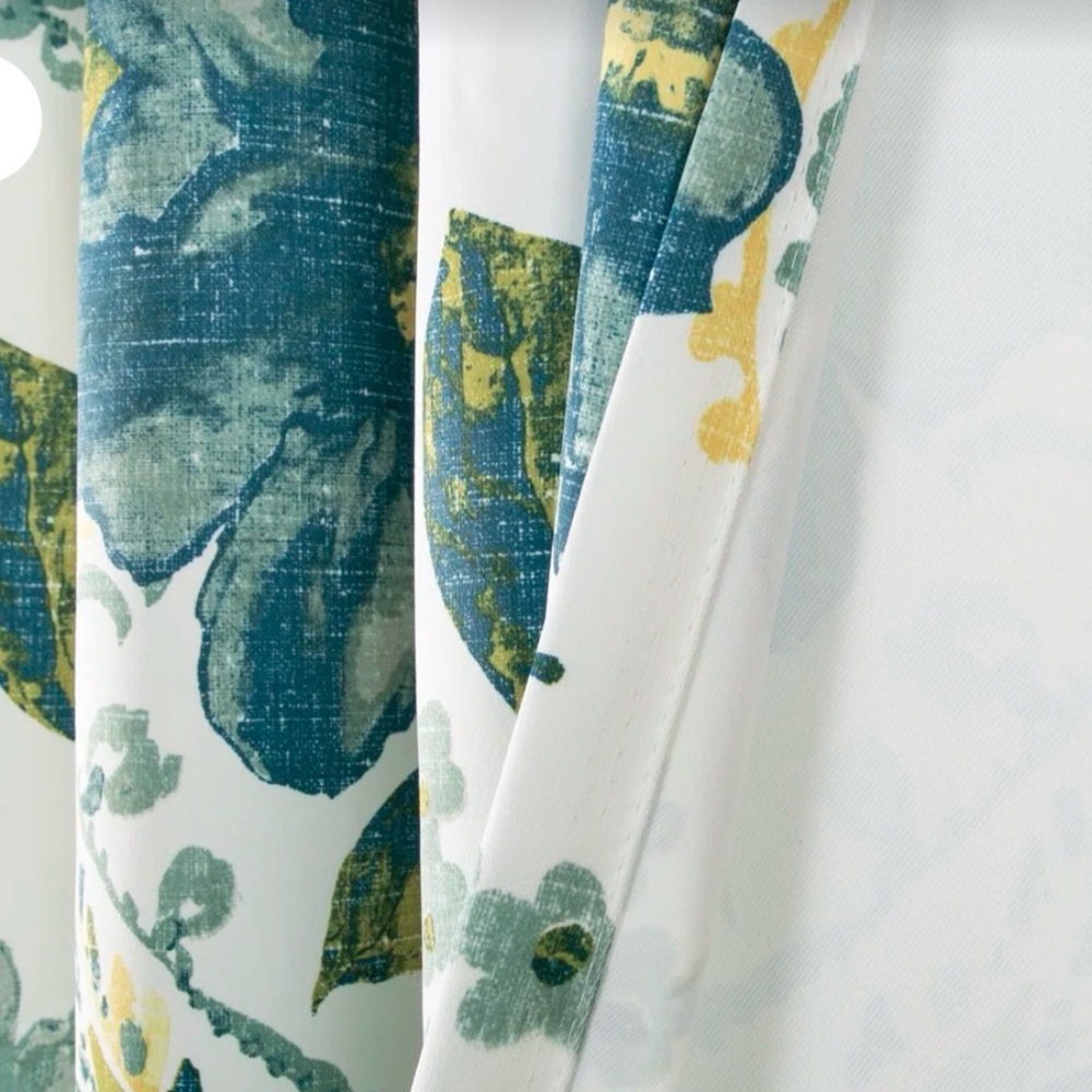 NIB Lush Decor Half Moon Floral Paisley Curtains - Navy and White. - Picture 8 of 8